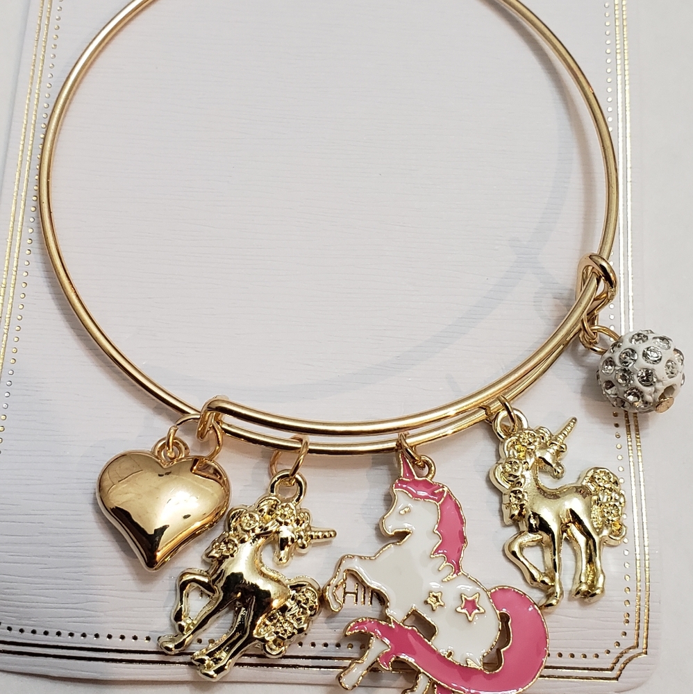 Charm bracelet heart unicorn